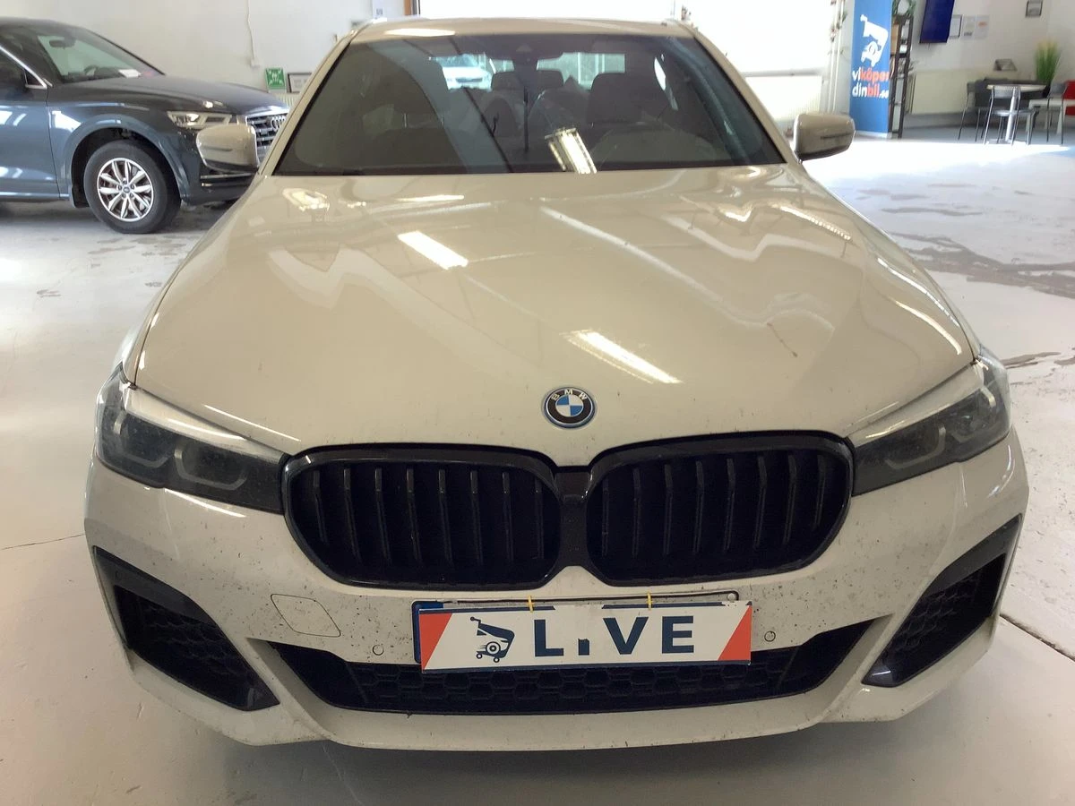 BMW 530 BMW 5er 530e xDrive M Spor* *  t | Mobile.bg   4