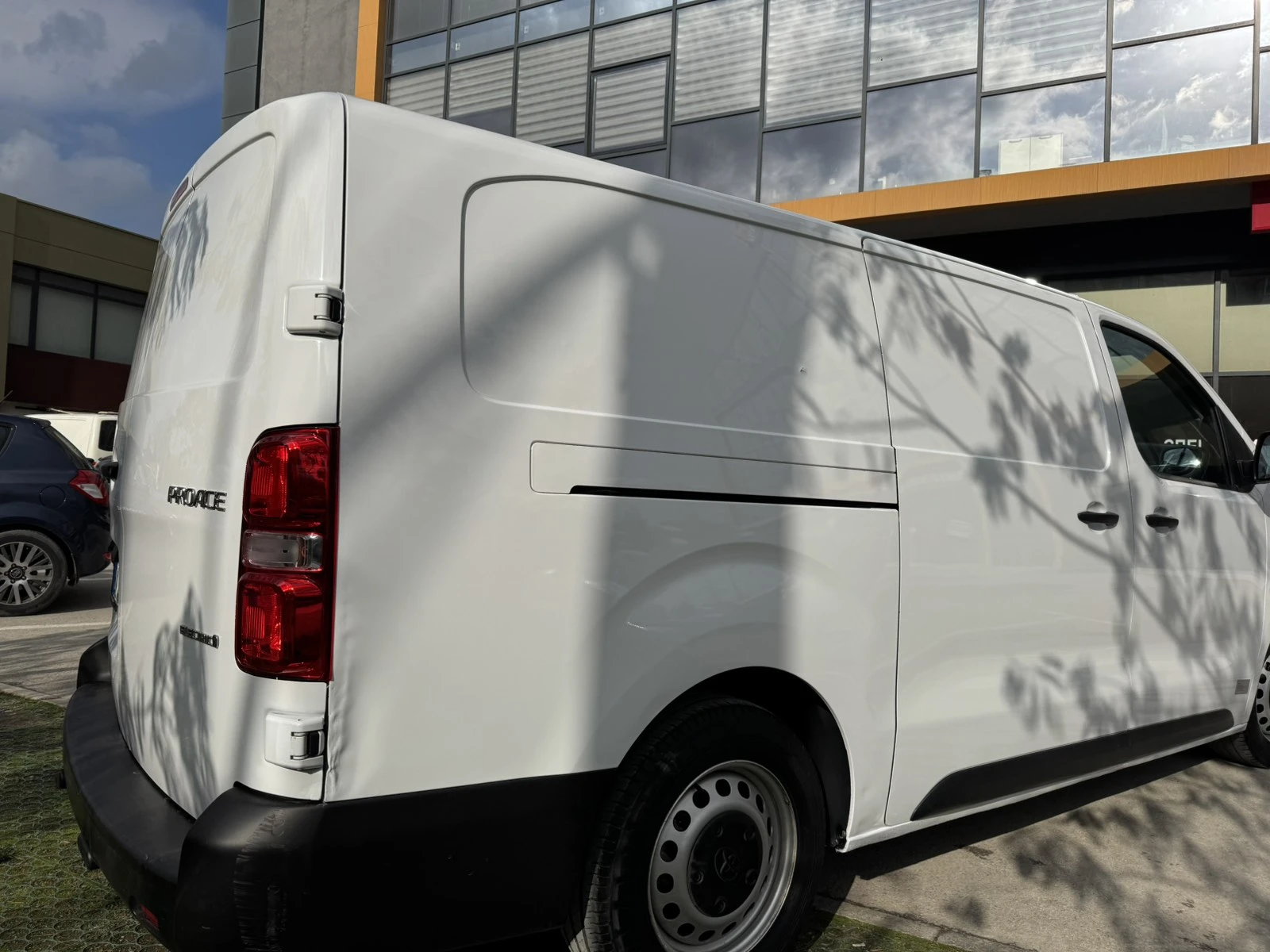 Toyota Proace City  | Mobile.bg   7