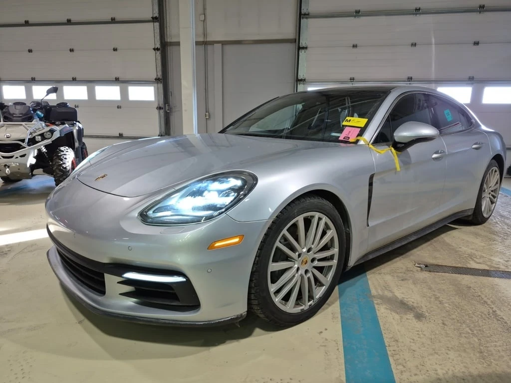 Porsche Panamera 4S * CARFAX * Панорама* Подгрев* Обдух* Памет - изображение 2