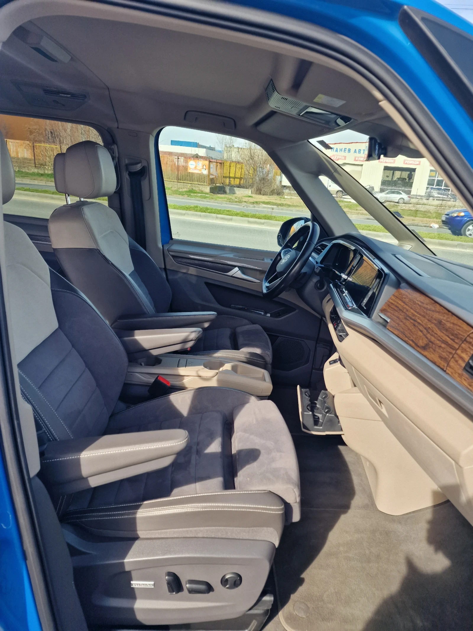 VW Multivan, снимка 8 - Автомобили и джипове - 53724739