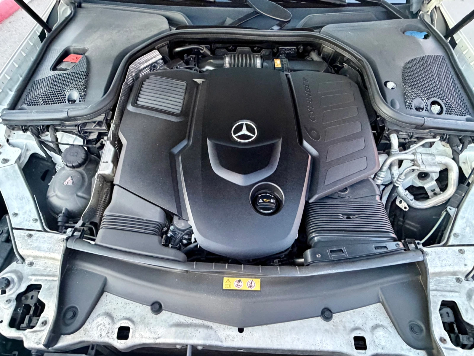 Mercedes-Benz E 350 350D AMG 286k TOP, снимка 12 - Автомобили и джипове - 53772233