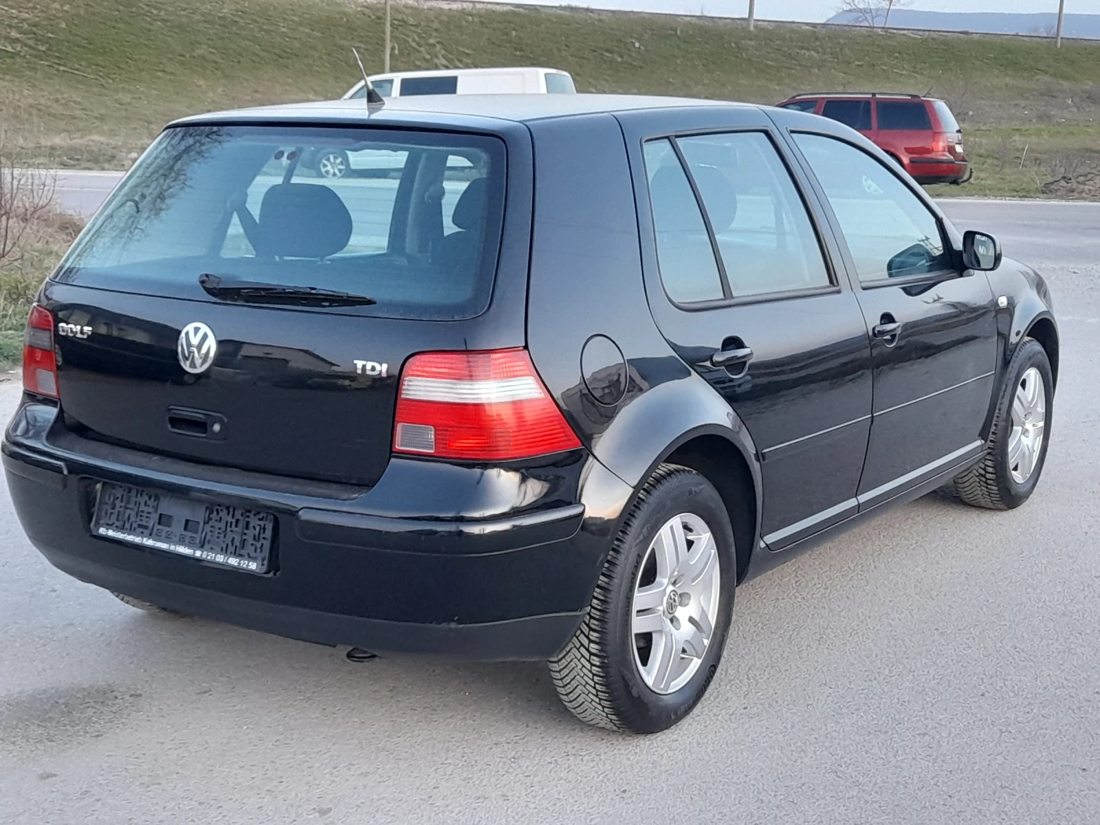 VW Golf, снимка 4 - Автомобили и джипове - 53879034