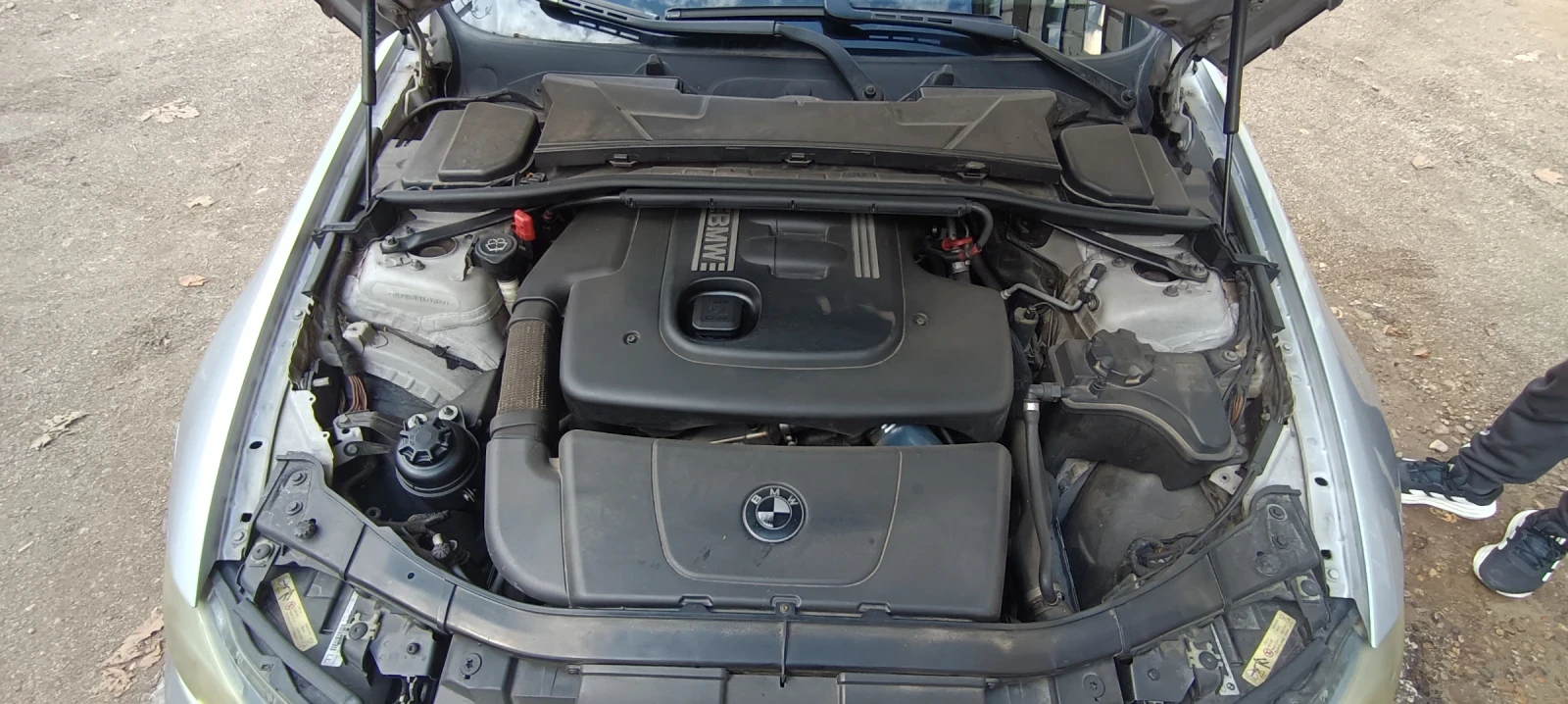 BMW 320, снимка 14 - Автомобили и джипове - 53976868