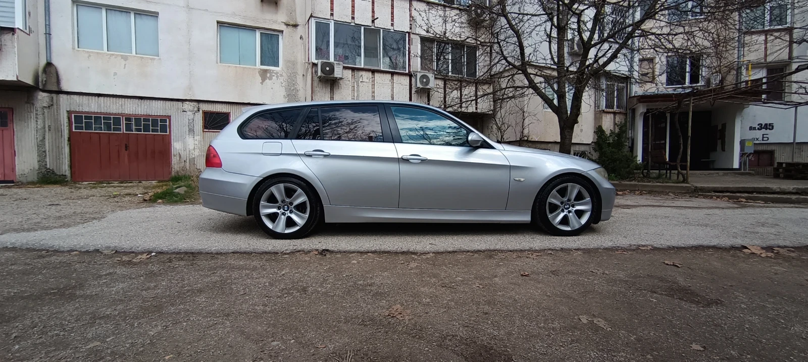 BMW 320, снимка 4 - Автомобили и джипове - 53976868