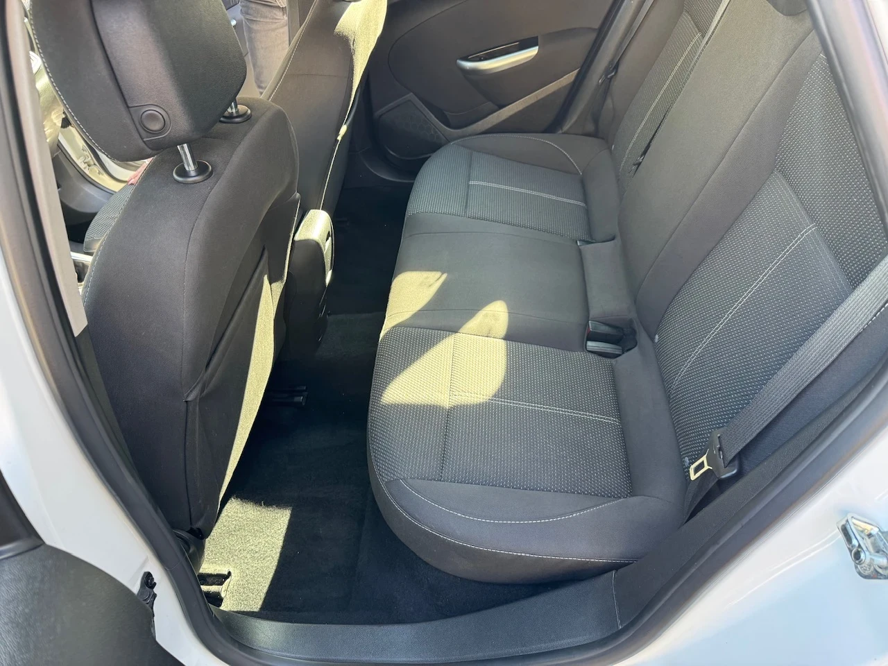 Opel Astra J* 2.0 CDTI 160к.с.* 6скор.* 208000км., снимка 12 - Автомобили и джипове - 54457718