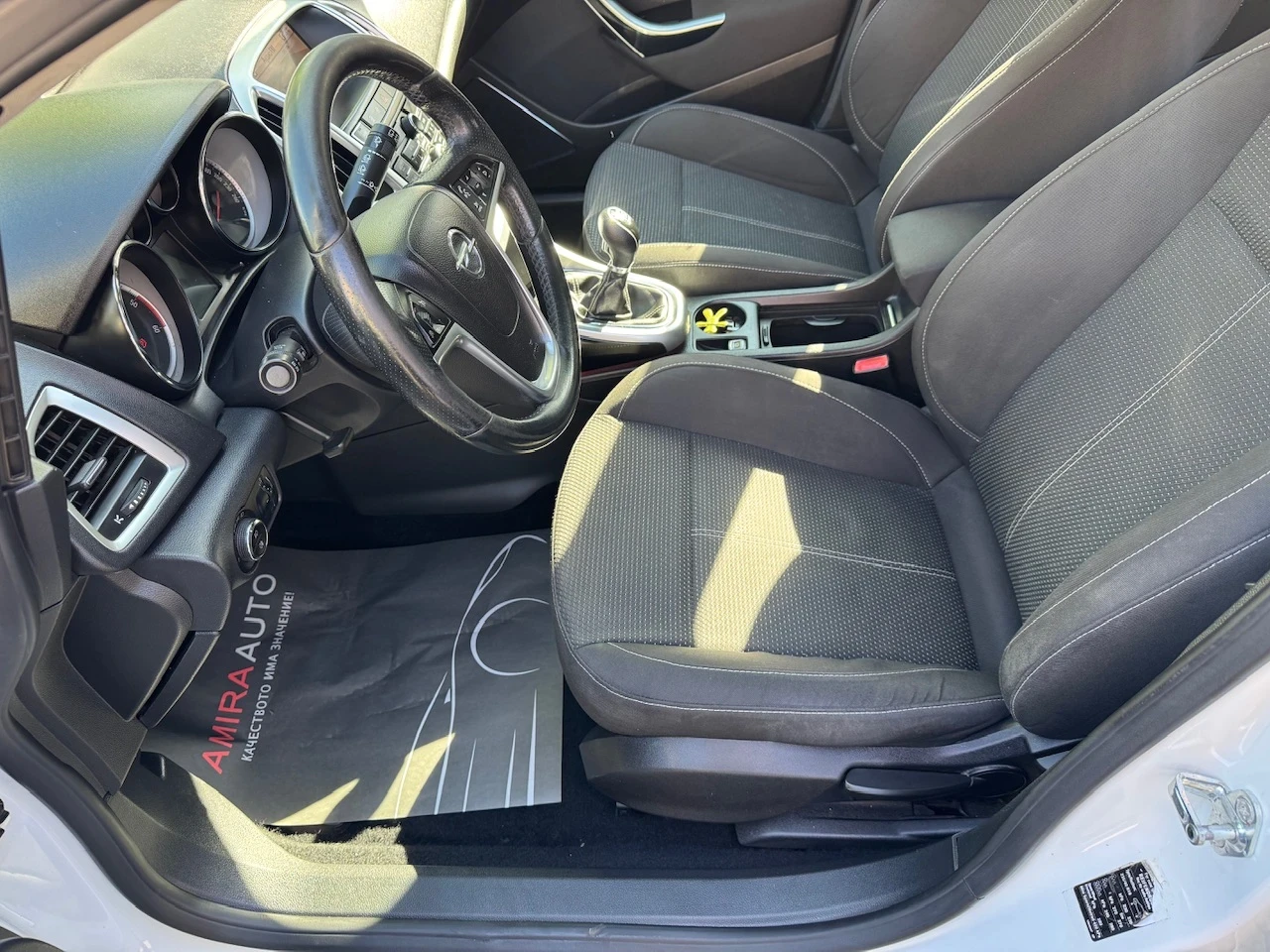 Opel Astra J* 2.0 CDTI 160к.с.* 6скор.* 208000км., снимка 10 - Автомобили и джипове - 54457718
