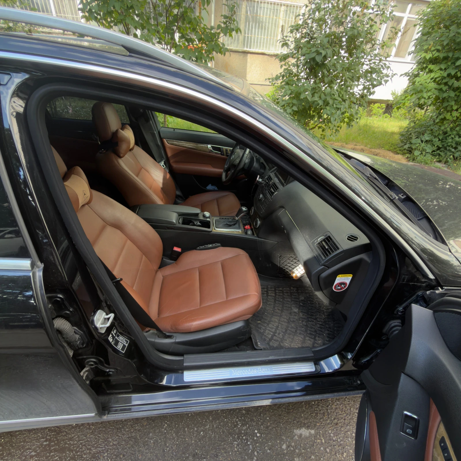Mercedes-Benz C 320 Avantgarde 4MATIC Keyless, снимка 10 - Автомобили и джипове - 54527935