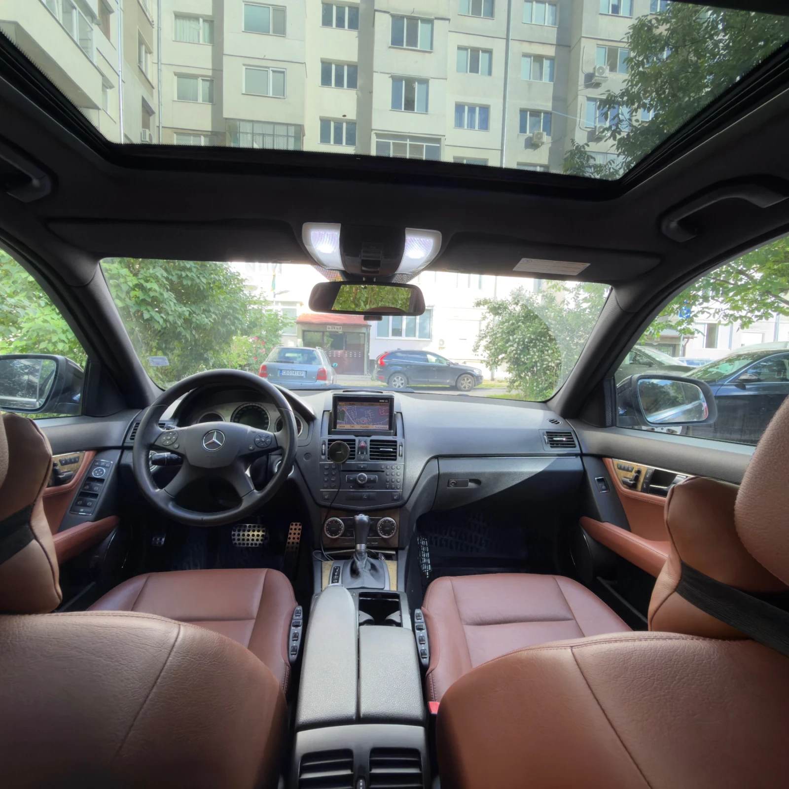 Mercedes-Benz C 320 Avantgarde 4MATIC Keyless, снимка 11 - Автомобили и джипове - 54527935