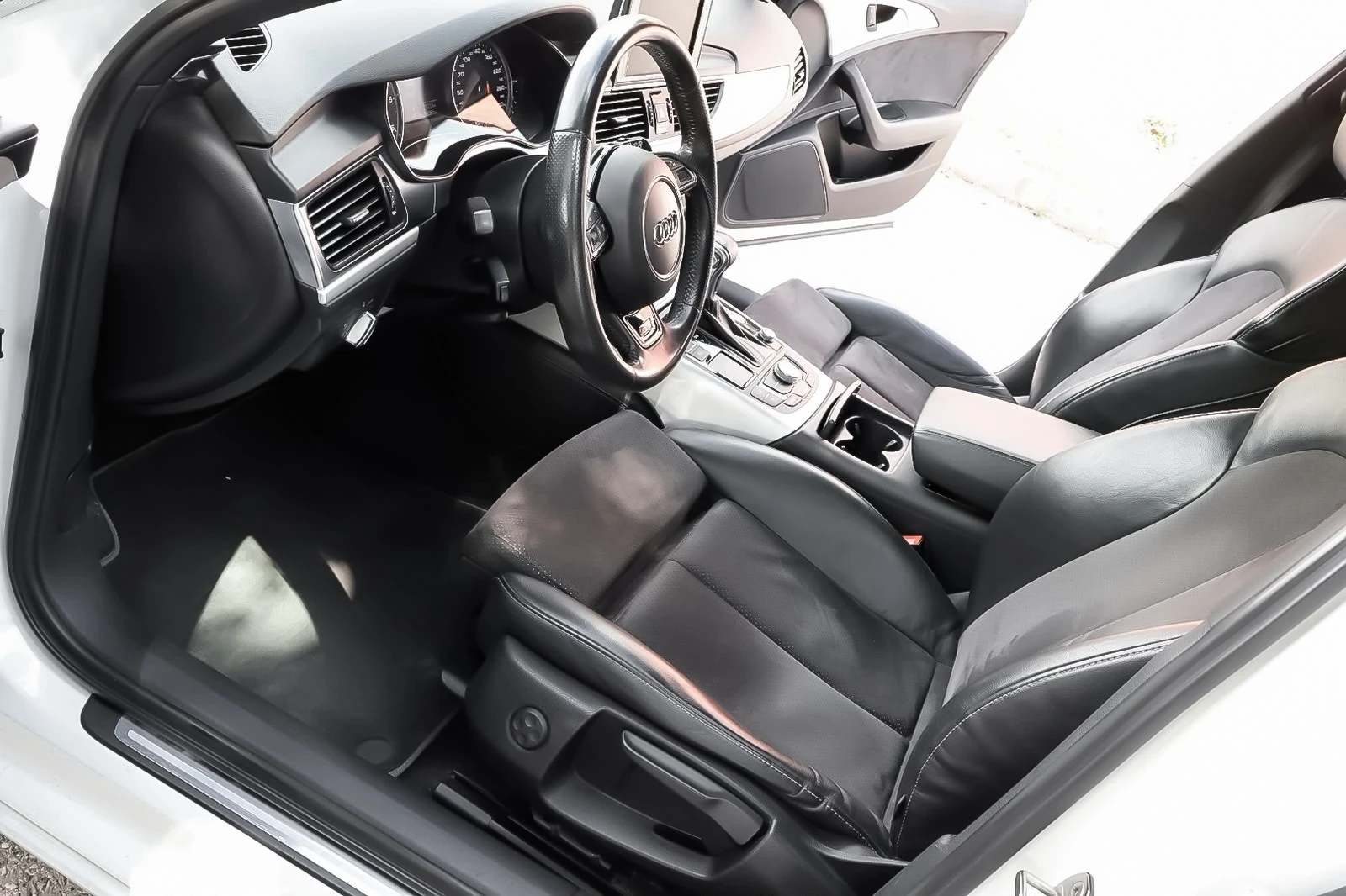 Audi A6 3.0 tdi quattro S-line, снимка 8 - Автомобили и джипове - 54810328