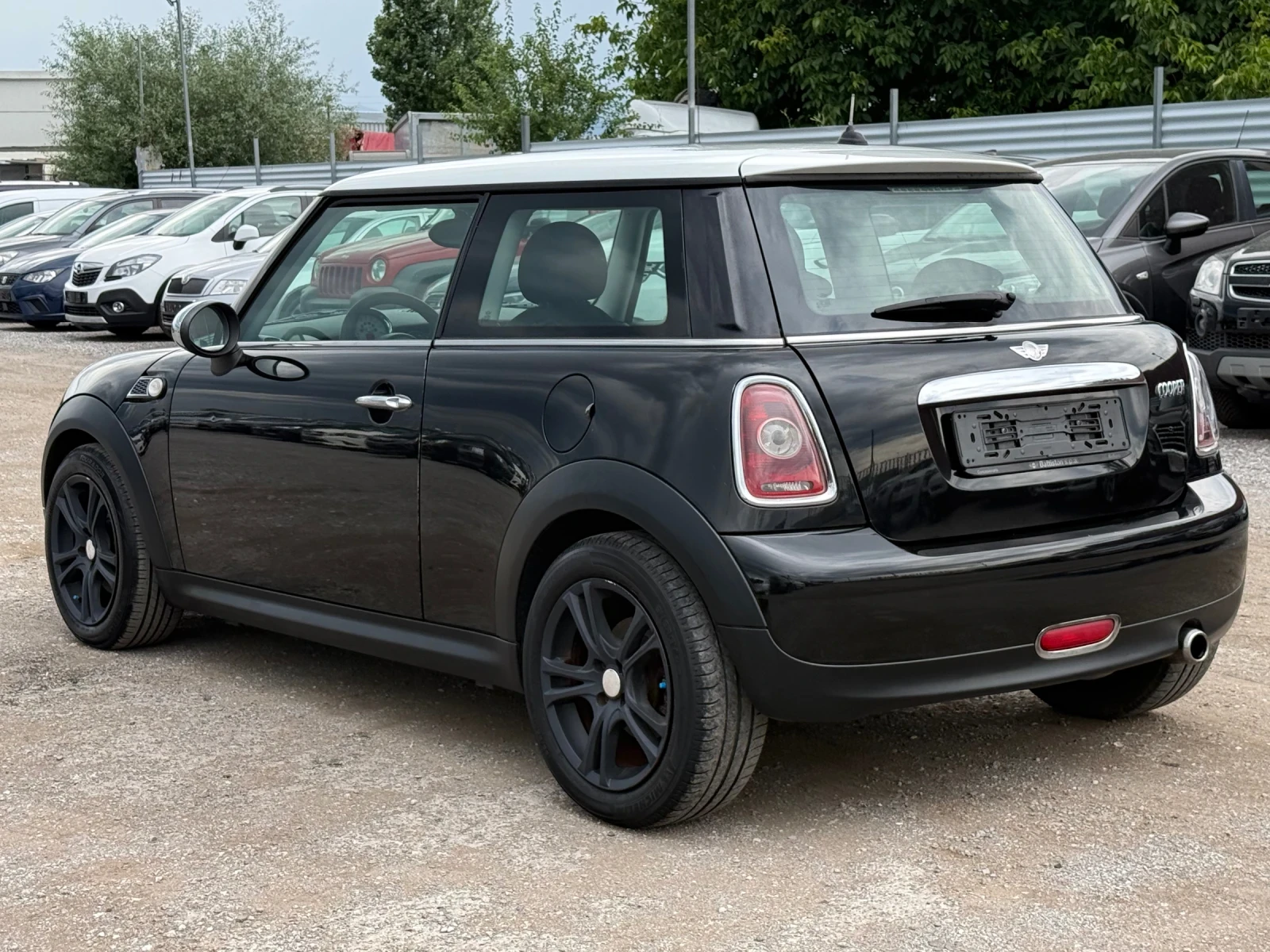 Mini Cooper BENZIN* Кожа* 2010г. , снимка 3 - Автомобили и джипове - 55315853