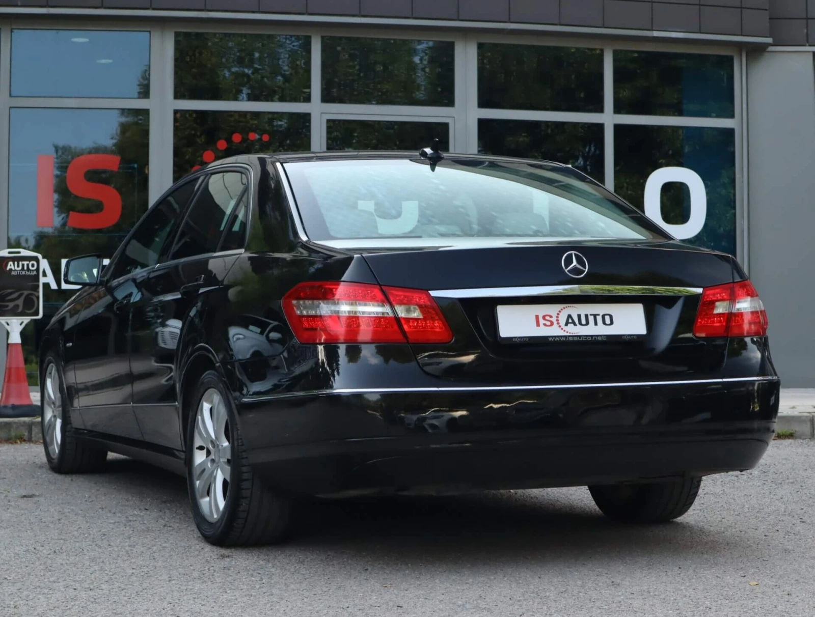 Mercedes-Benz E 220 CDI/Avantgard/�������/PDC/���������/������� | Mobile.bg � ����������� 4