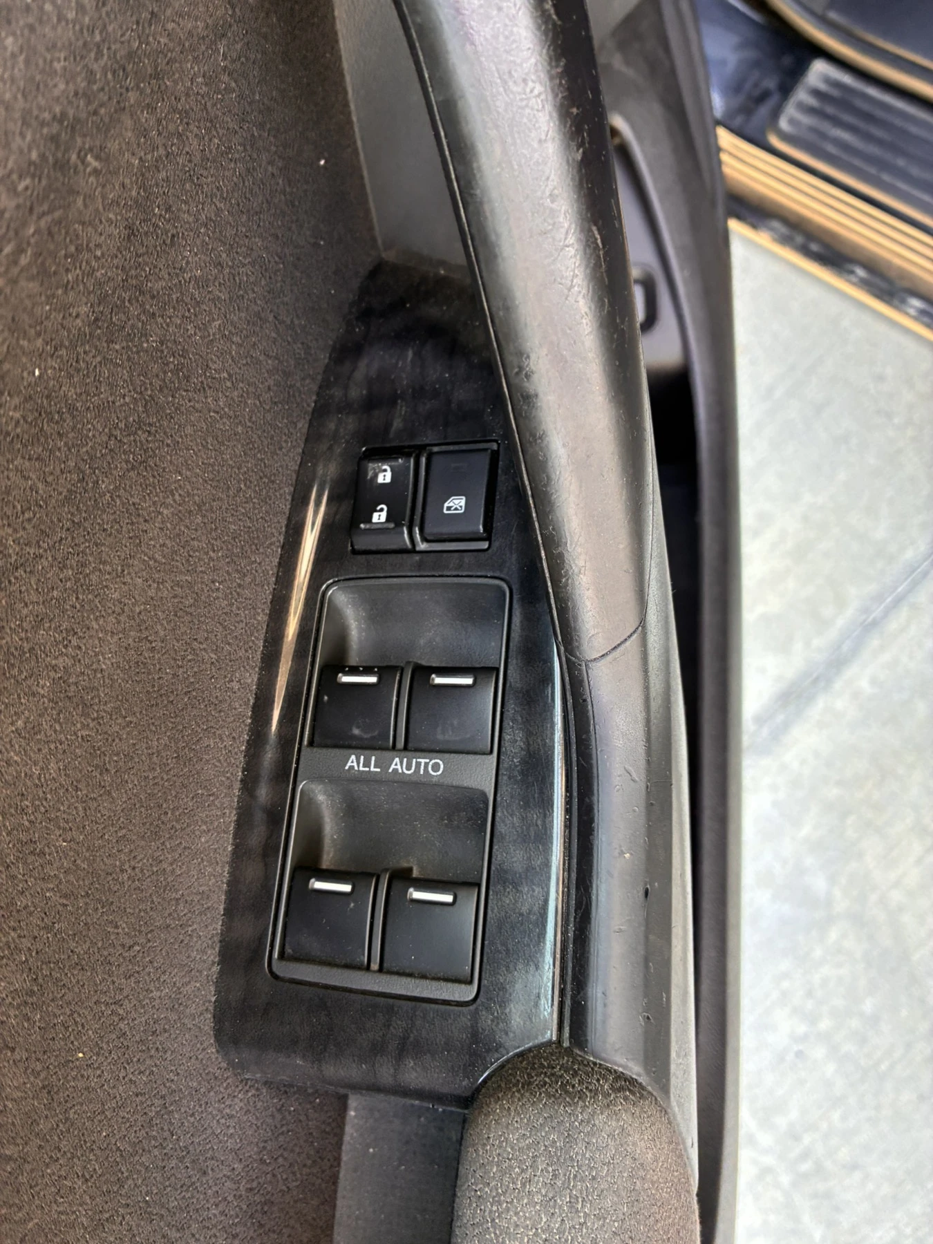 Honda Accord 2.2 i-DTEC, снимка 9 - Автомобили и джипове - 55950814