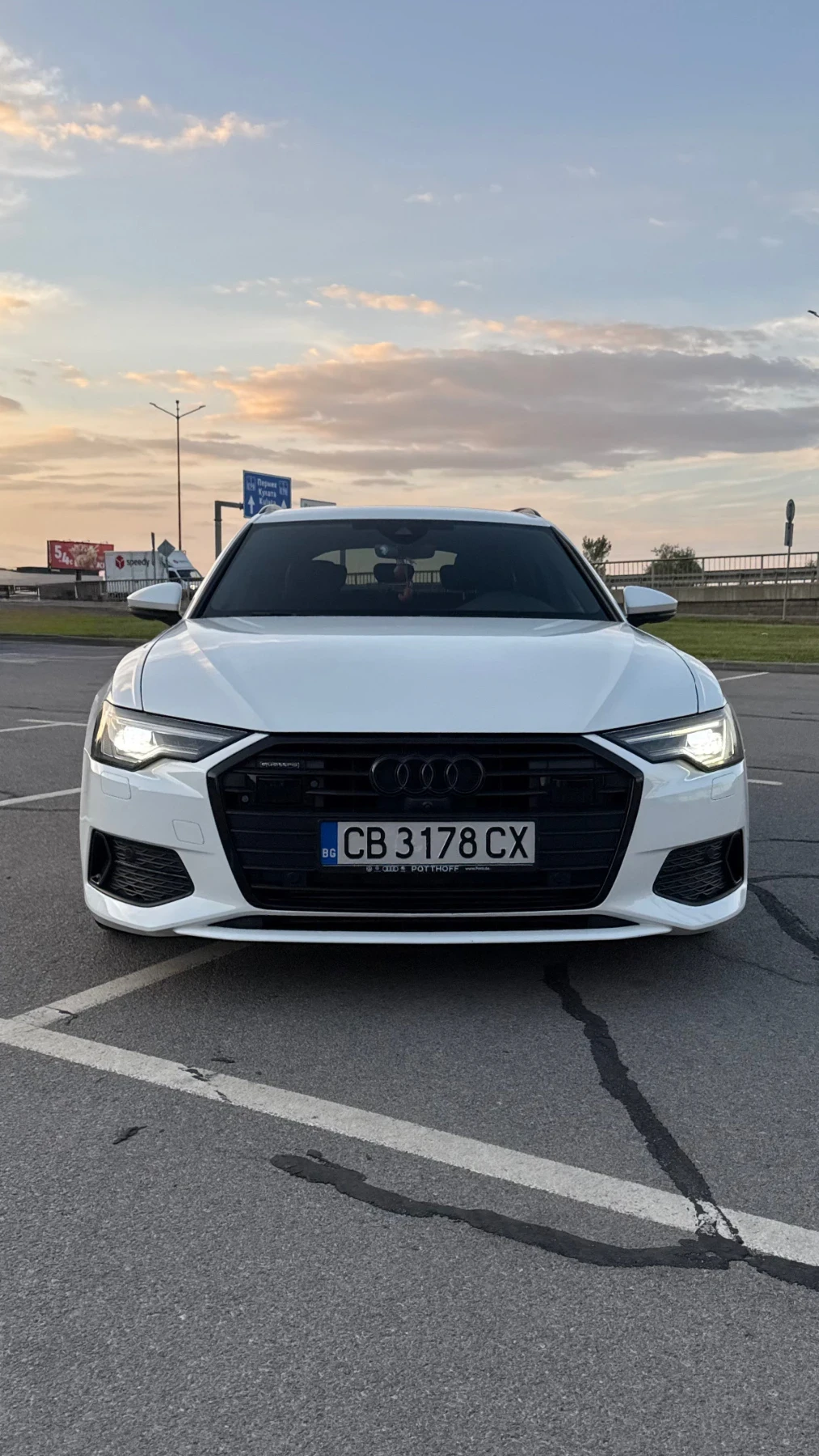 Audi A6 45 TDI, S Line , Matrix , 360, снимка 2 - Автомобили и джипове - 56087918