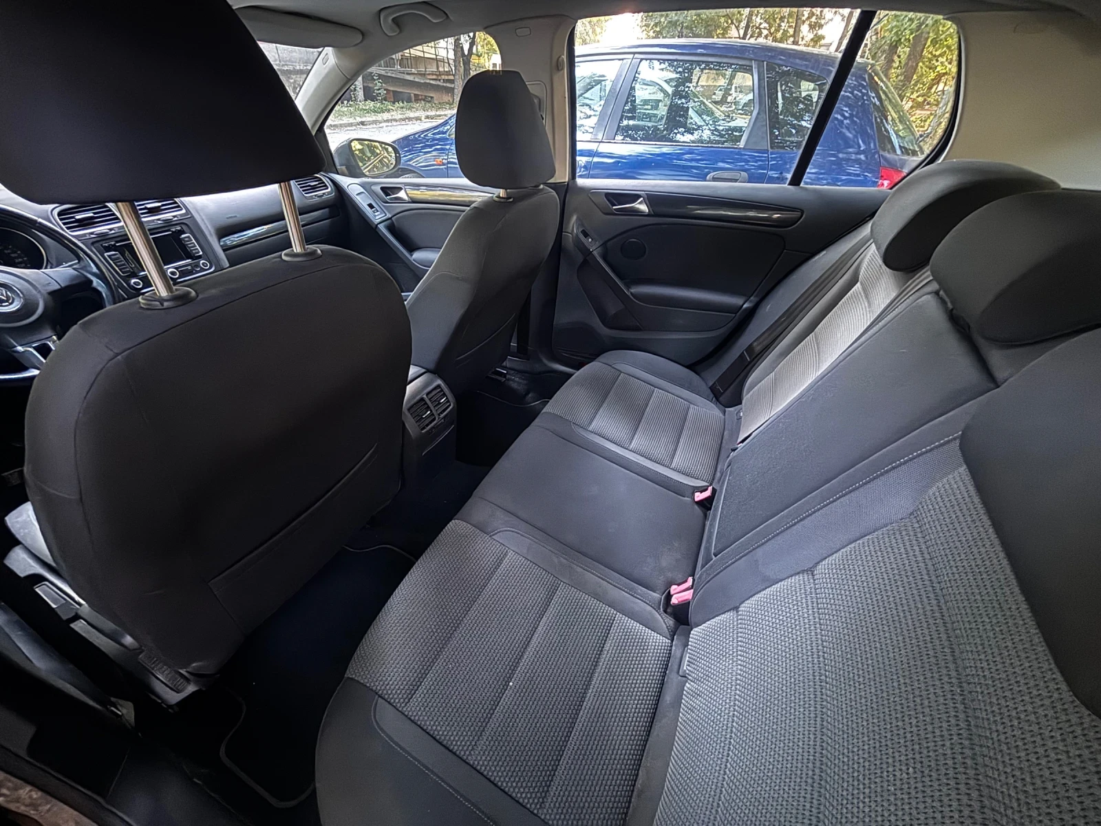 VW Golf GOLF VI 1.6 TDI 105HP, снимка 6 - Автомобили и джипове - 56323343