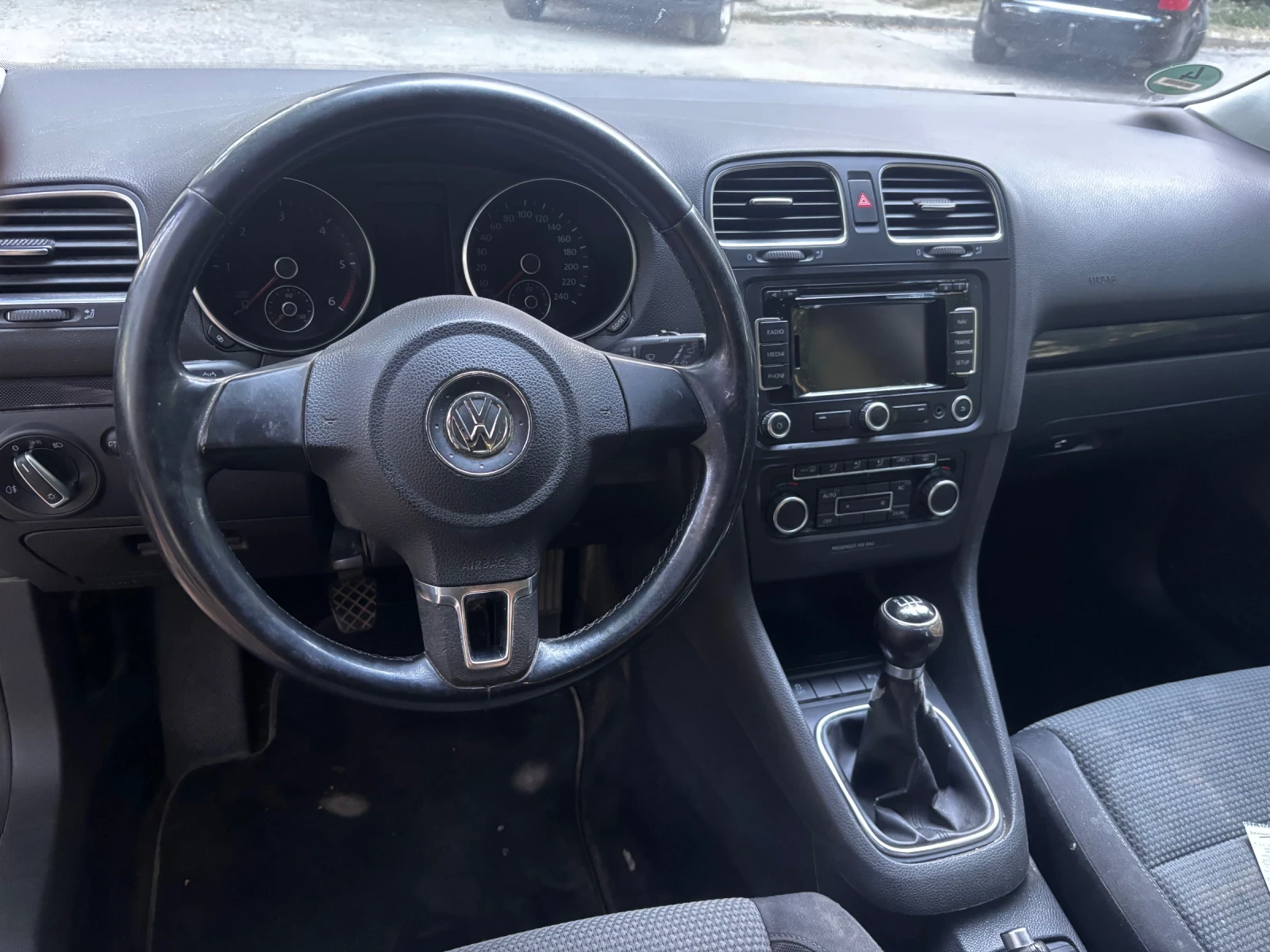 VW Golf GOLF VI 1.6 TDI 105HP, снимка 9 - Автомобили и джипове - 56323343