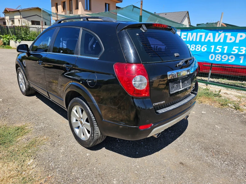 Chevrolet Captiva 2.0d Кожа Навигация, снимка 9 - Автомобили и джипове - 46837020