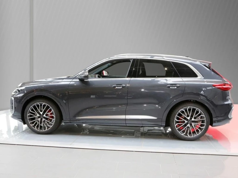 Audi SQ5 TFSI/NEW MODEL/MATRIX/PANO/B&O/HEAD UP/S-SEATS/, снимка 3 - Автомобили и джипове - 51640130