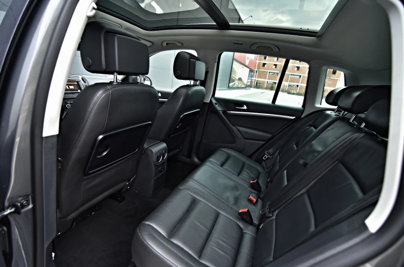 VW Tiguan 2.0 tdi/4motion/177ps/panorama/facelift, снимка 14 - Автомобили и джипове - 53133020