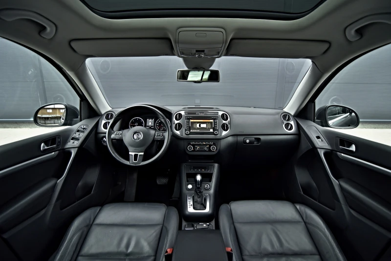 VW Tiguan 2.0 tdi/4motion/177ps/panorama/facelift, снимка 15 - Автомобили и джипове - 53133020