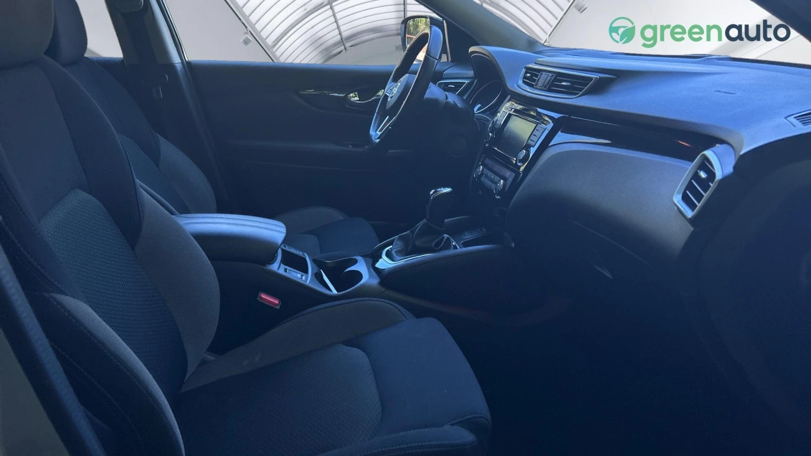 Nissan Qashqai N-Connecta Plus 1.3 DCT , Месечна вноска от 520 лв - изображение 9