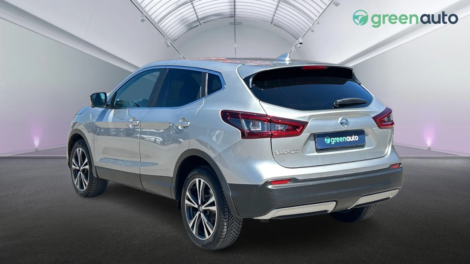 Nissan Qashqai N-Connecta Plus 1.3 DCT , Месечна вноска от 520 лв - изображение 2