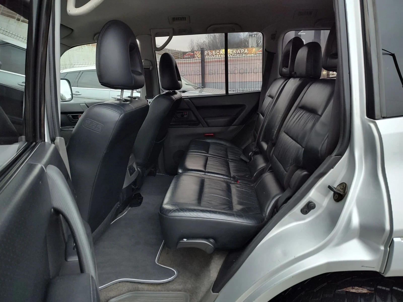 Mitsubishi Pajero 3.5 GDI 203 .  7  | Mobile.bg   12