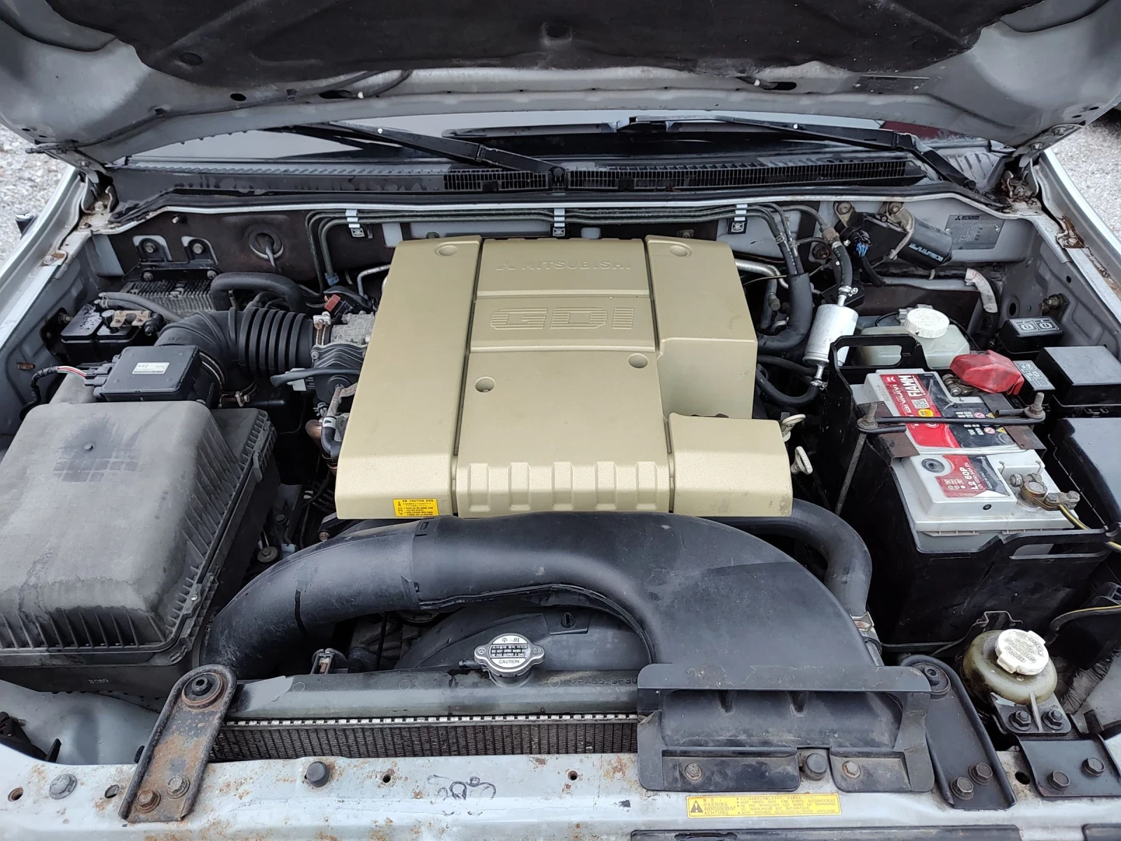 Mitsubishi Pajero 3.5 GDI 203 .  7  | Mobile.bg   16