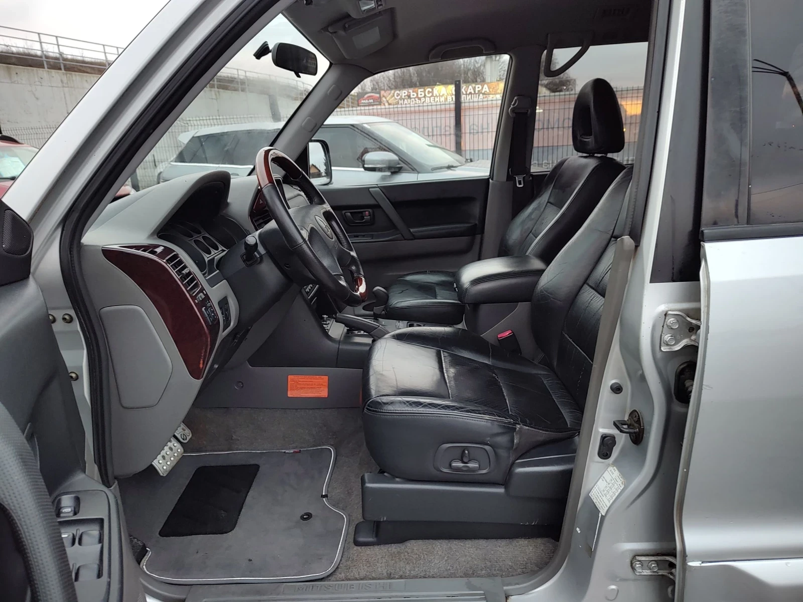 Mitsubishi Pajero 3.5 GDI 203 к.с Автоматик 7 местин - изображение 7