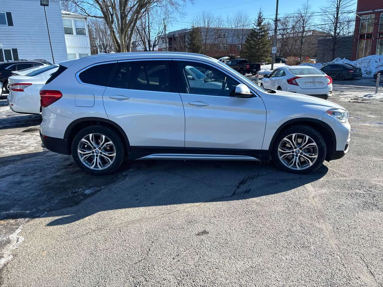 BMW X1 * xDrive28i * ПАНОРАМА* ПОЕГРЕВИ* ВИДЕО*  - изображение 3