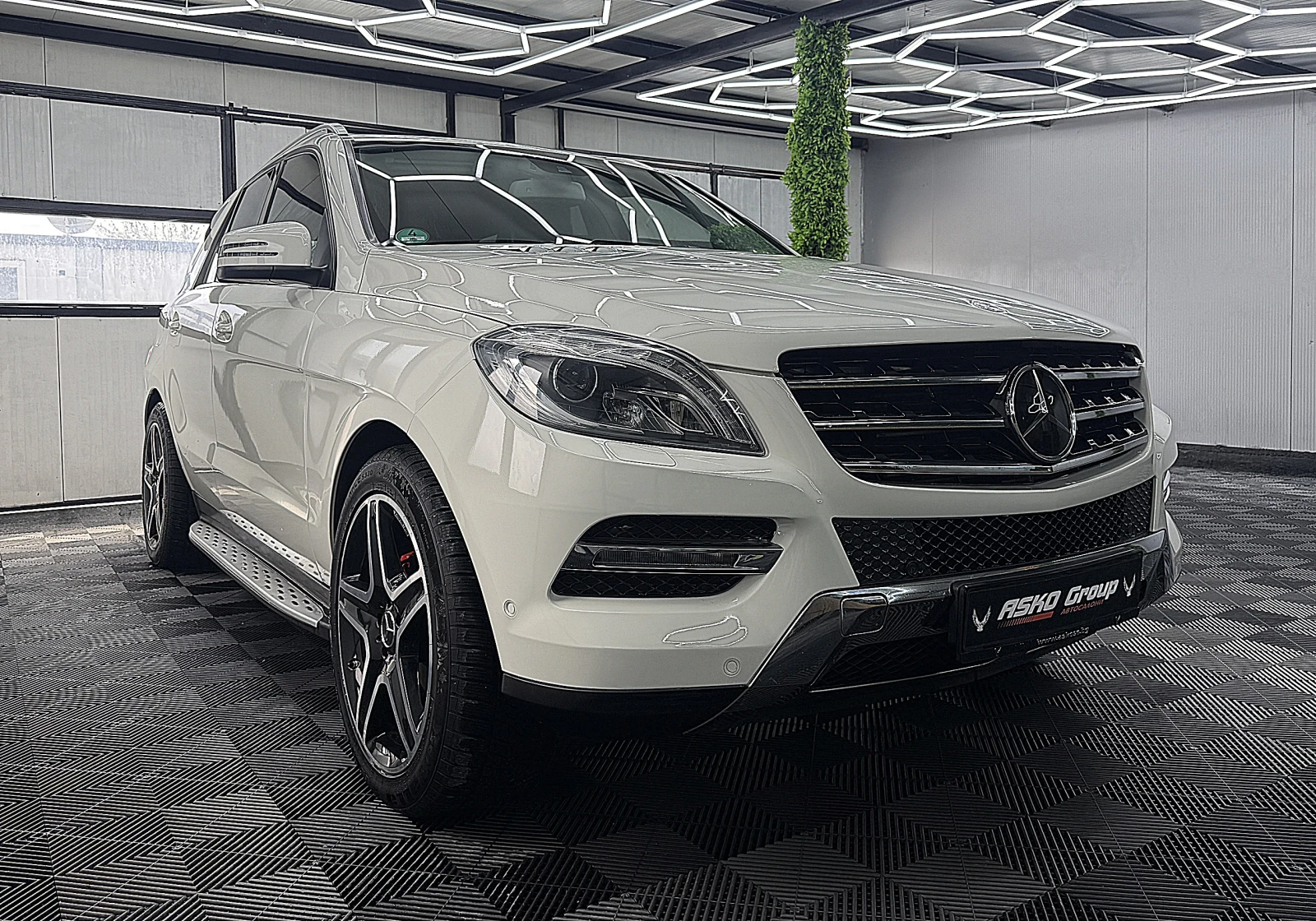 Mercedes-Benz ML 350 AMG-line/ECO START STOP/KAMERA/ СОБСТВЕН ЛИЗИНГ, снимка 3 - Автомобили и джипове - 53988161