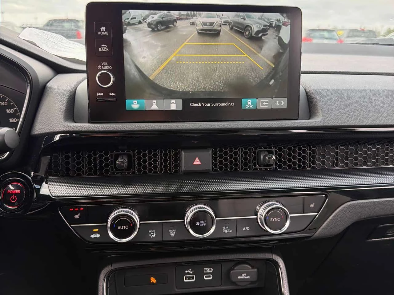 Honda Cr-v Touring Hybrid  CARFAX, снимка 9 - Автомобили и джипове - 54084069