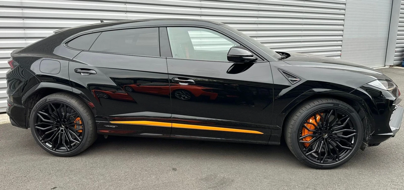 Lamborghini Urus URUS SE, снимка 4 - Автомобили и джипове - 54087669