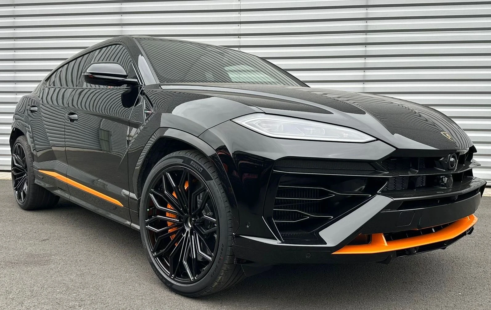 Lamborghini Urus URUS SE, снимка 5 - Автомобили и джипове - 54087669