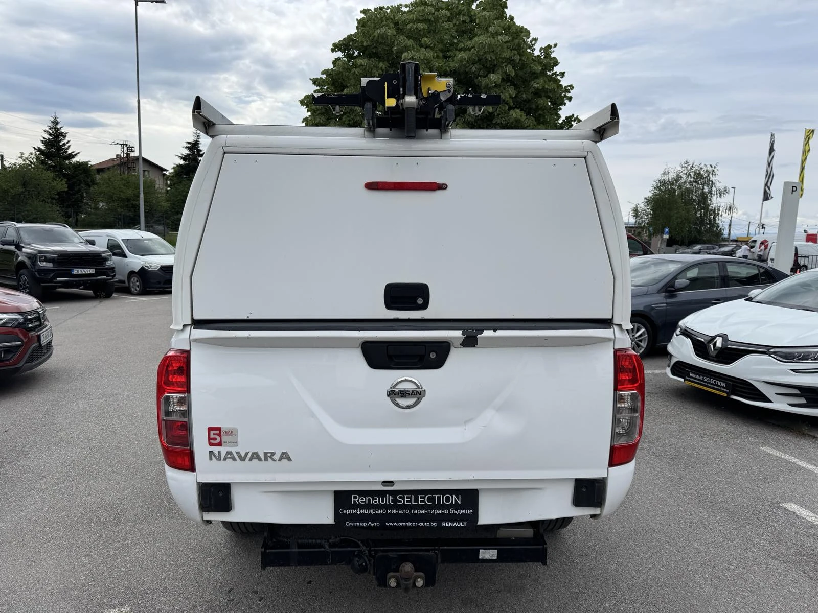 Nissan Navara 2.3 Dci, снимка 5 - Автомобили и джипове - 54640770