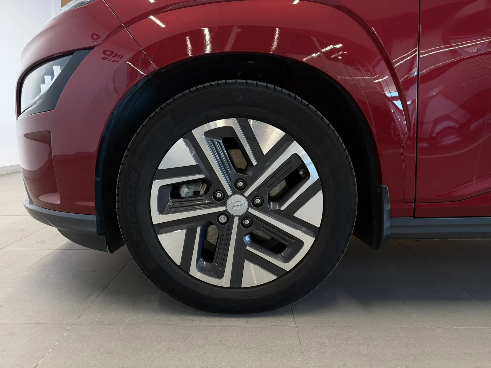 Hyundai Kona EV 64kWh PREMIUM, снимка 9 - Автомобили и джипове - 54691264