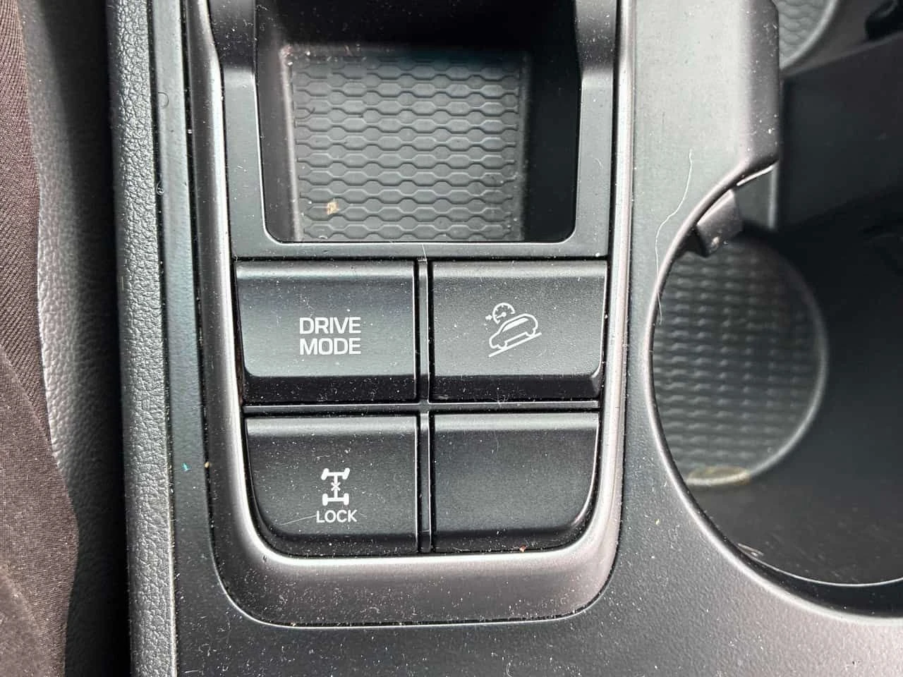 Hyundai Tucson SE/CARFAX/КОЖА/ПОДГРЕВ/ПАНОРАМА, снимка 10 - Автомобили и джипове - 54750412