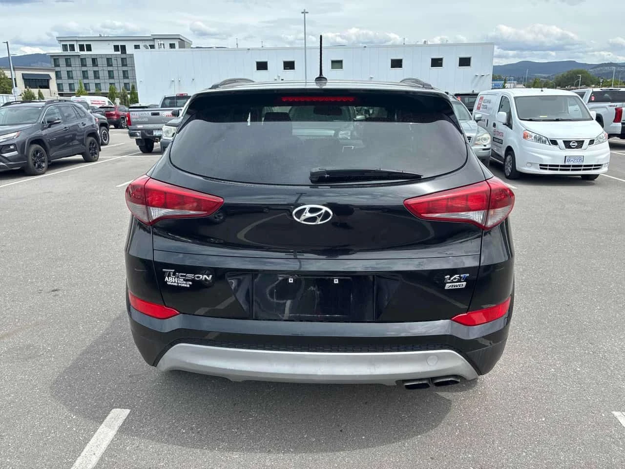 Hyundai Tucson SE/CARFAX/КОЖА/ПОДГРЕВ/ПАНОРАМА, снимка 5 - Автомобили и джипове - 54750412