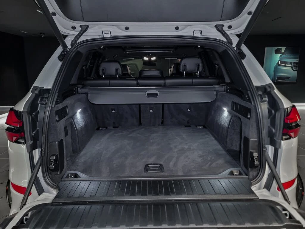 BMW X5 40i* M-SPORT* HEAD-UP* LASER* SKY LOUNGE* ОБДУХ, снимка 8 - Автомобили и джипове - 54944329