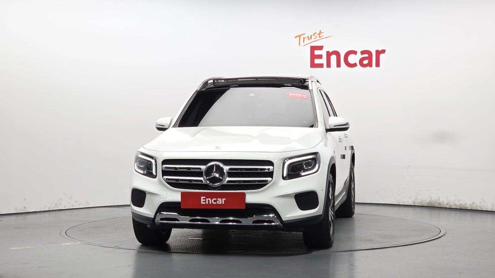 Mercedes-Benz GLB 220 ЕЛ. БАГАЖНИК* BLIND SPOT* ЛЮК* КРАЙНА ЦЕНА, снимка 3 - Автомобили и джипове - 55318863