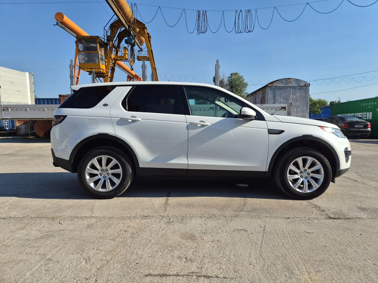 Land Rover Discovery Sport 2.0  4x4, снимка 5 - Автомобили и джипове - 55693566