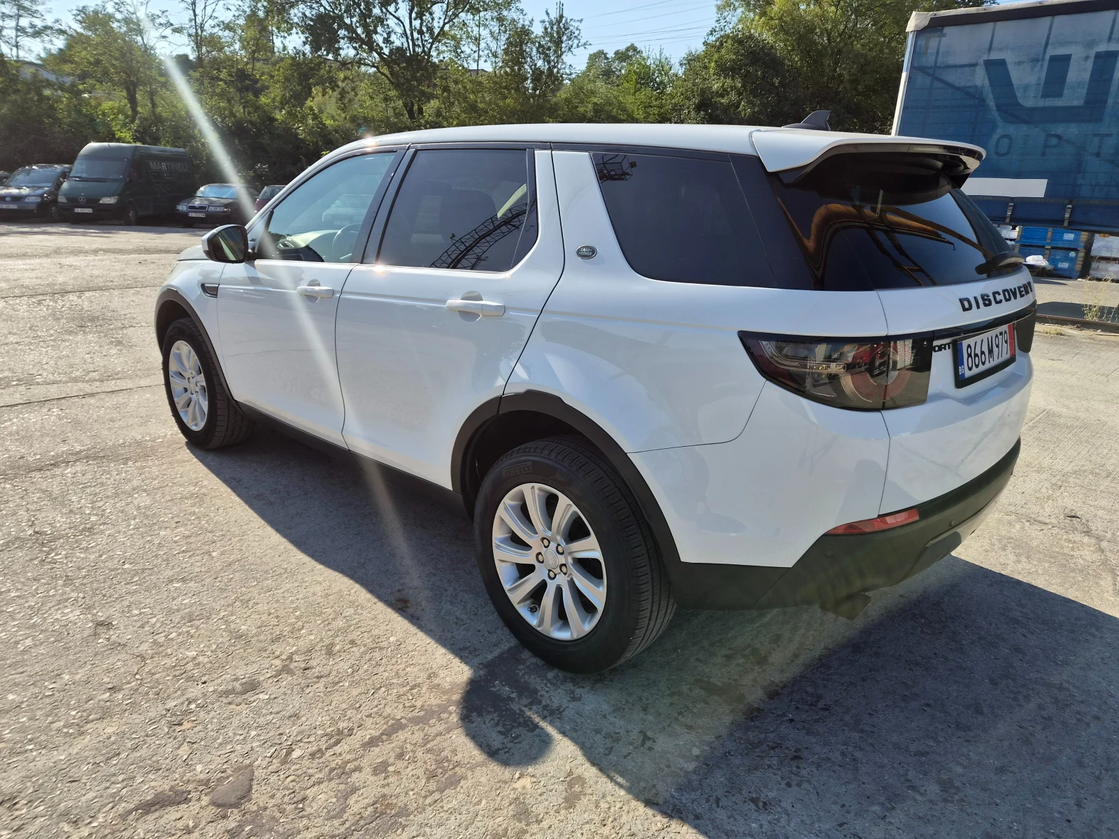 Land Rover Discovery Sport 2.0  4x4, снимка 3 - Автомобили и джипове - 55693566