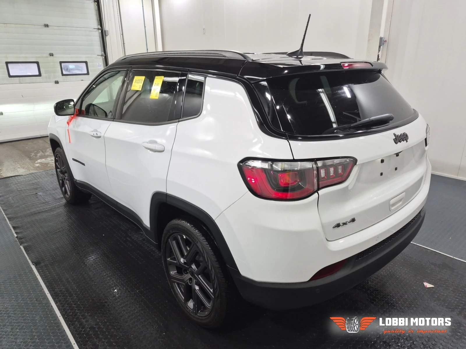Jeep Compass, снимка 4 - Автомобили и джипове - 55928634