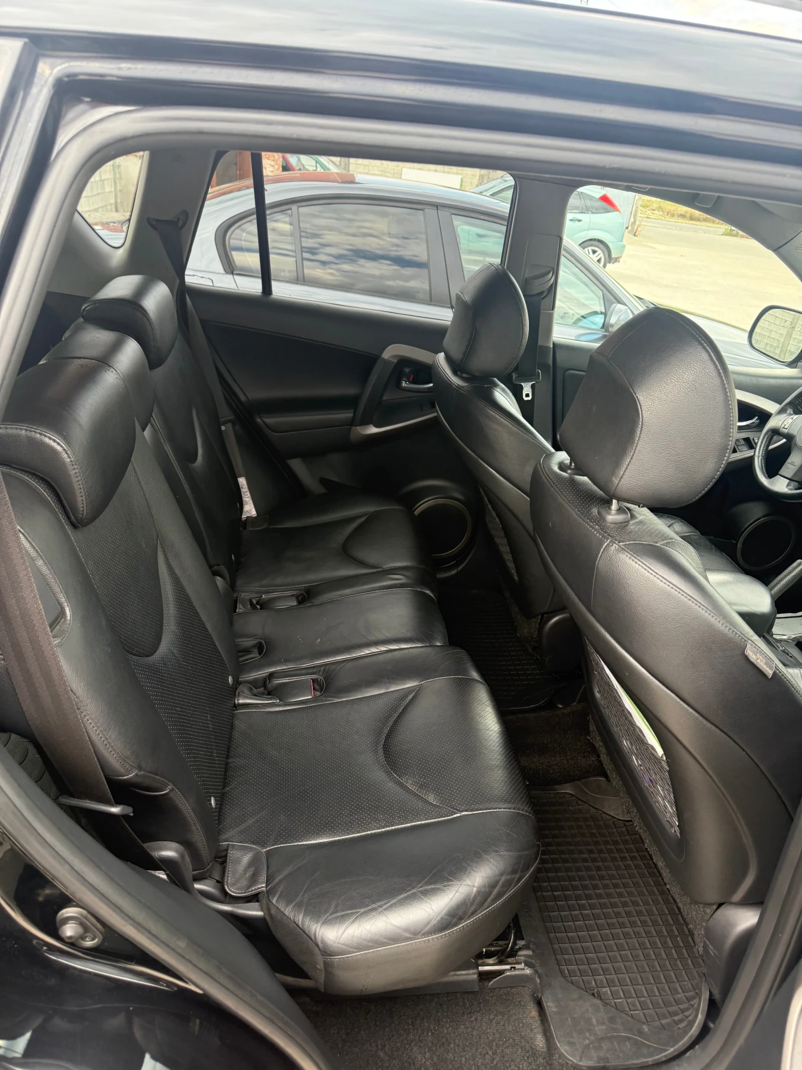 Toyota Rav4 Toyota RAV4 2.2 D-4D 177 к.с. 4x4 | KEYLESS | Кожа, снимка 5 - Автомобили и джипове - 56140462