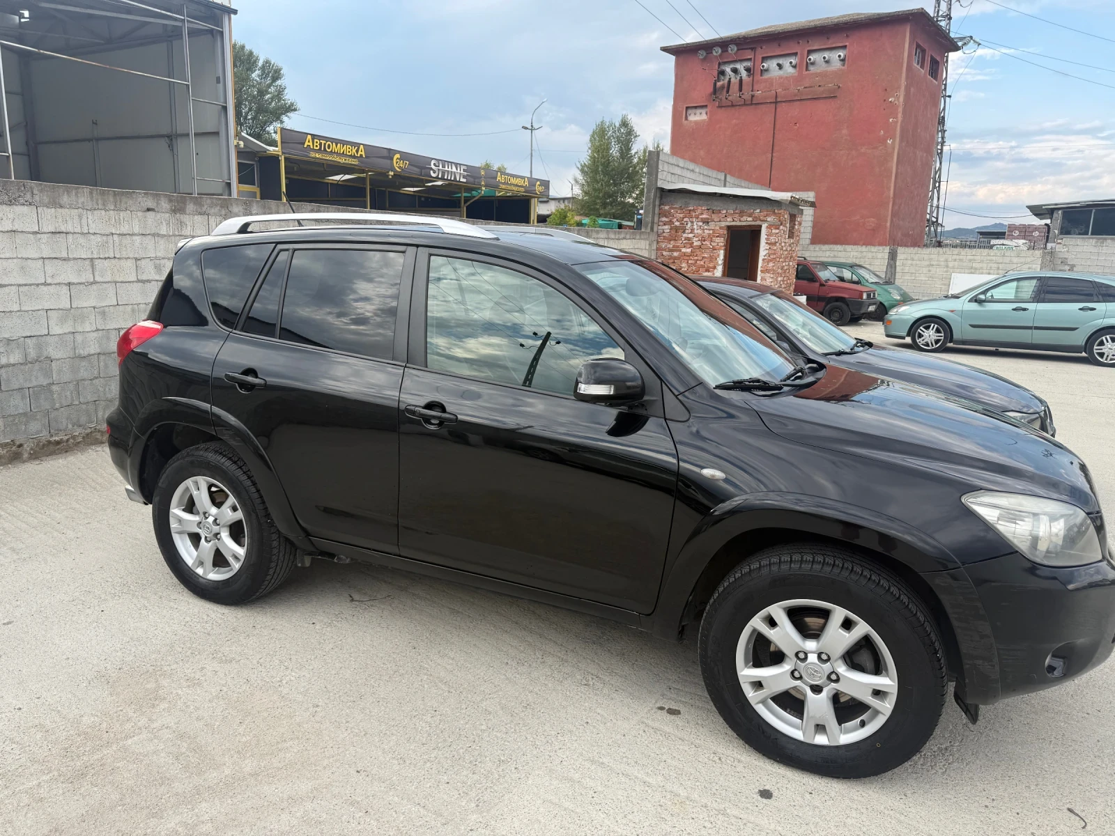 Toyota Rav4 Toyota RAV4 2.2 D-4D 177 к.с. 4x4 | KEYLESS | Кожа, снимка 4 - Автомобили и джипове - 56140462