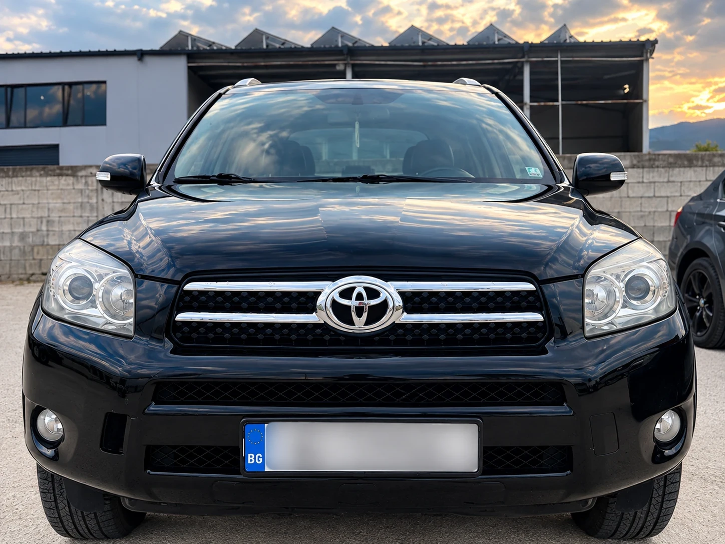 Toyota Rav4 Toyota RAV4 2.2 D-4D 177 к.с. 4x4 | KEYLESS | Кожа