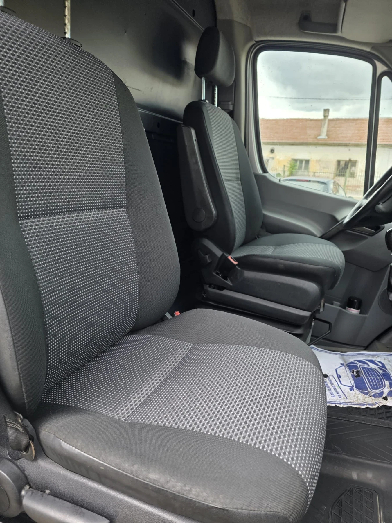 Mercedes-Benz Sprinter 313, снимка 8 - Бусове и автобуси - 54272530