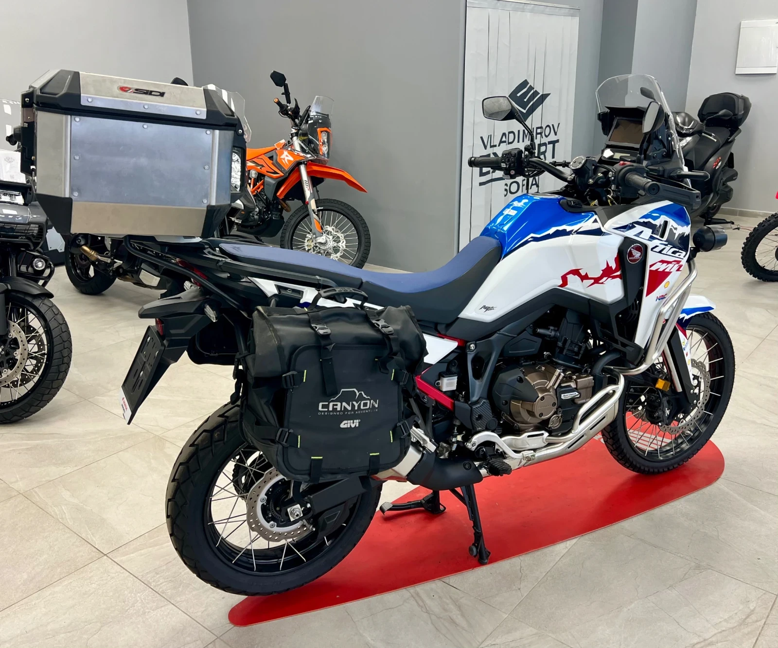 Honda Crf Africa Twin 1100 DCT 2024 - изображение 4