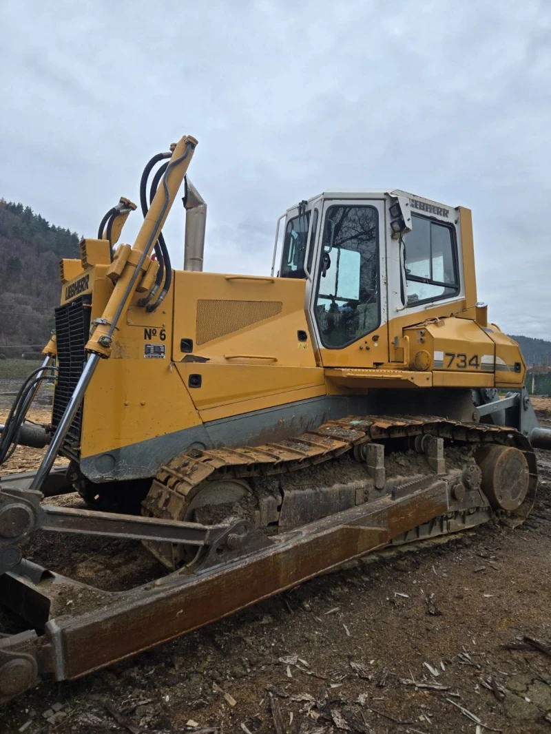 Булдозер Cat Liebherr