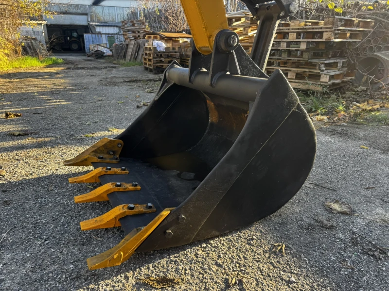 Багер JCB 8060, снимка 7 - Индустриална техника - 53122928