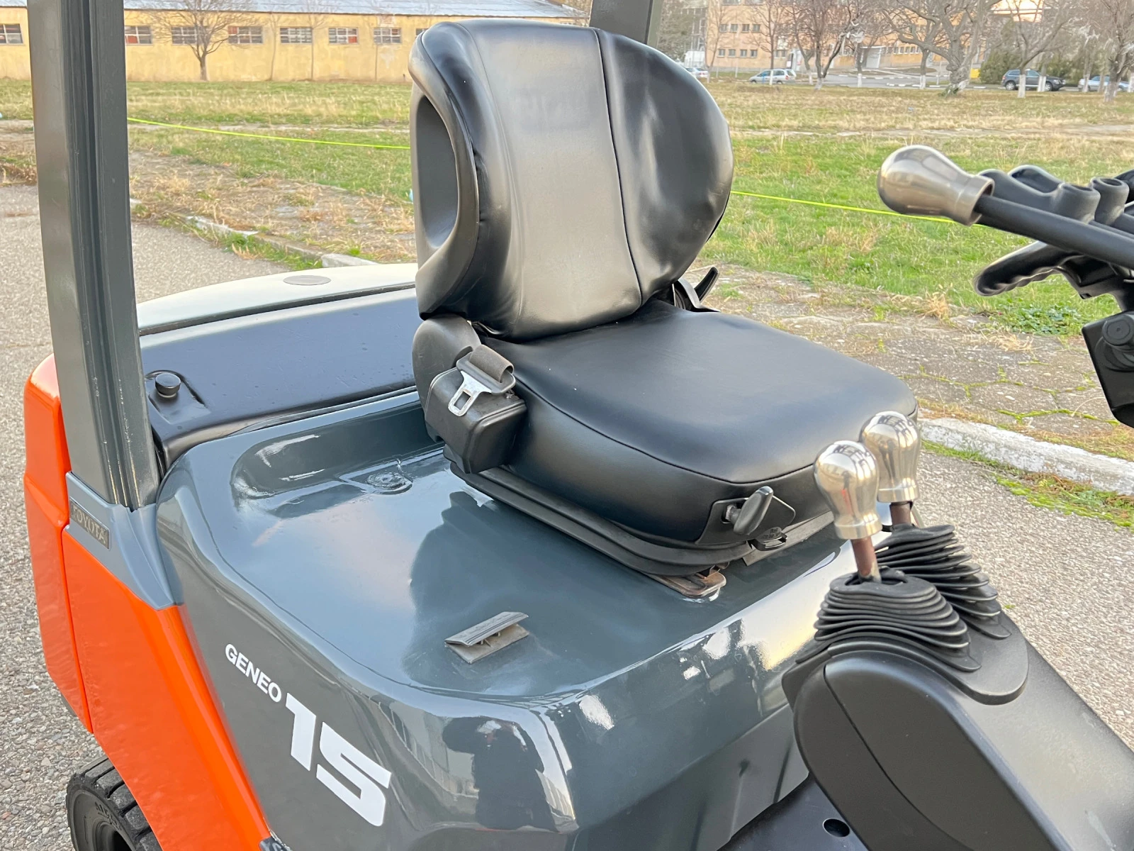  Toyota  /   /   | Mobile.bg   13